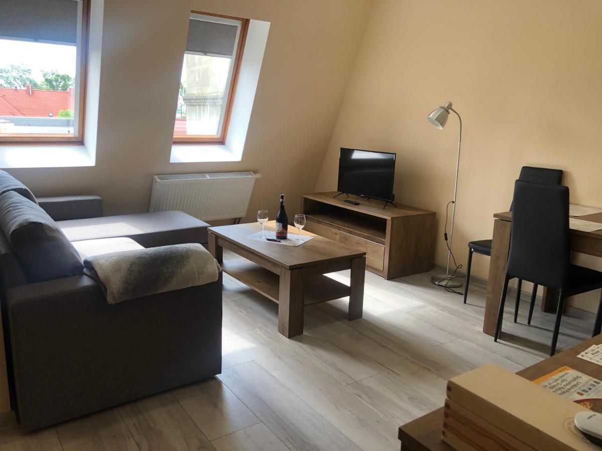 Apartamenty Alicja Dzierżoniów Eksteriør billede