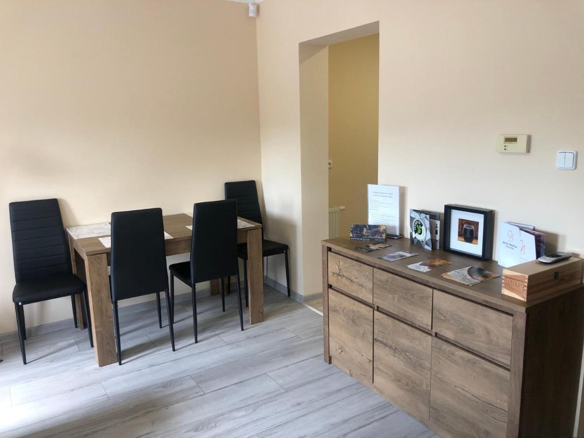Apartamenty Alicja Dzierżoniów Eksteriør billede