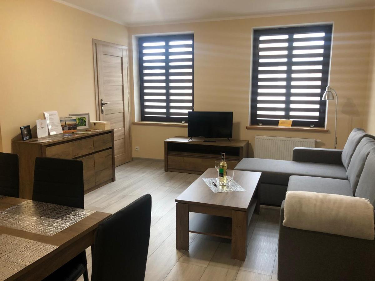 Apartamenty Alicja Dzierżoniów Eksteriør billede