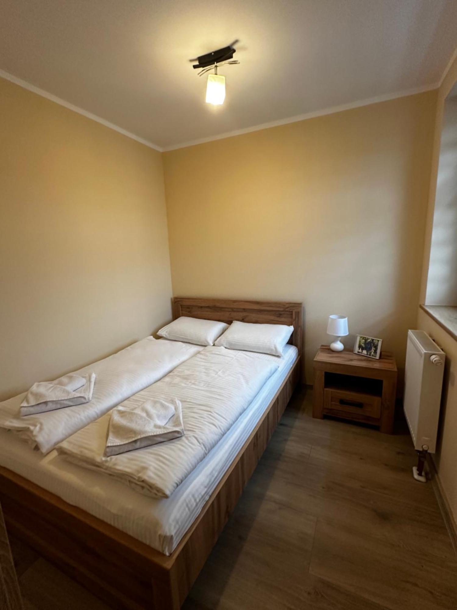 Apartamenty Alicja Dzierżoniów Eksteriør billede