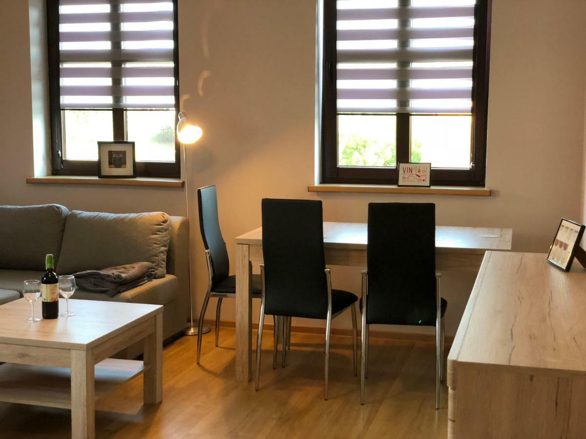 Apartamenty Alicja Dzierżoniów Eksteriør billede
